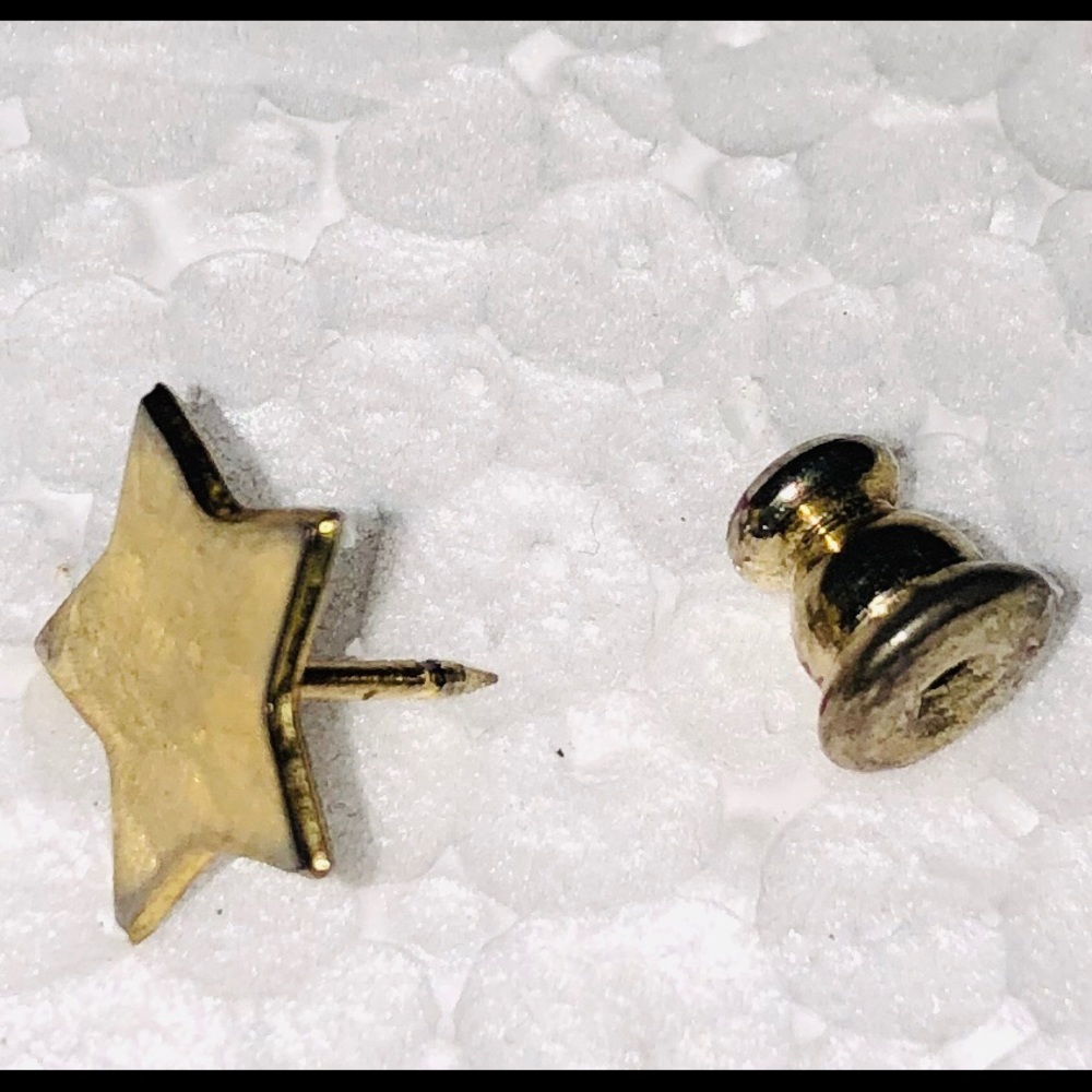 Tie Tack VTG Gold Signed